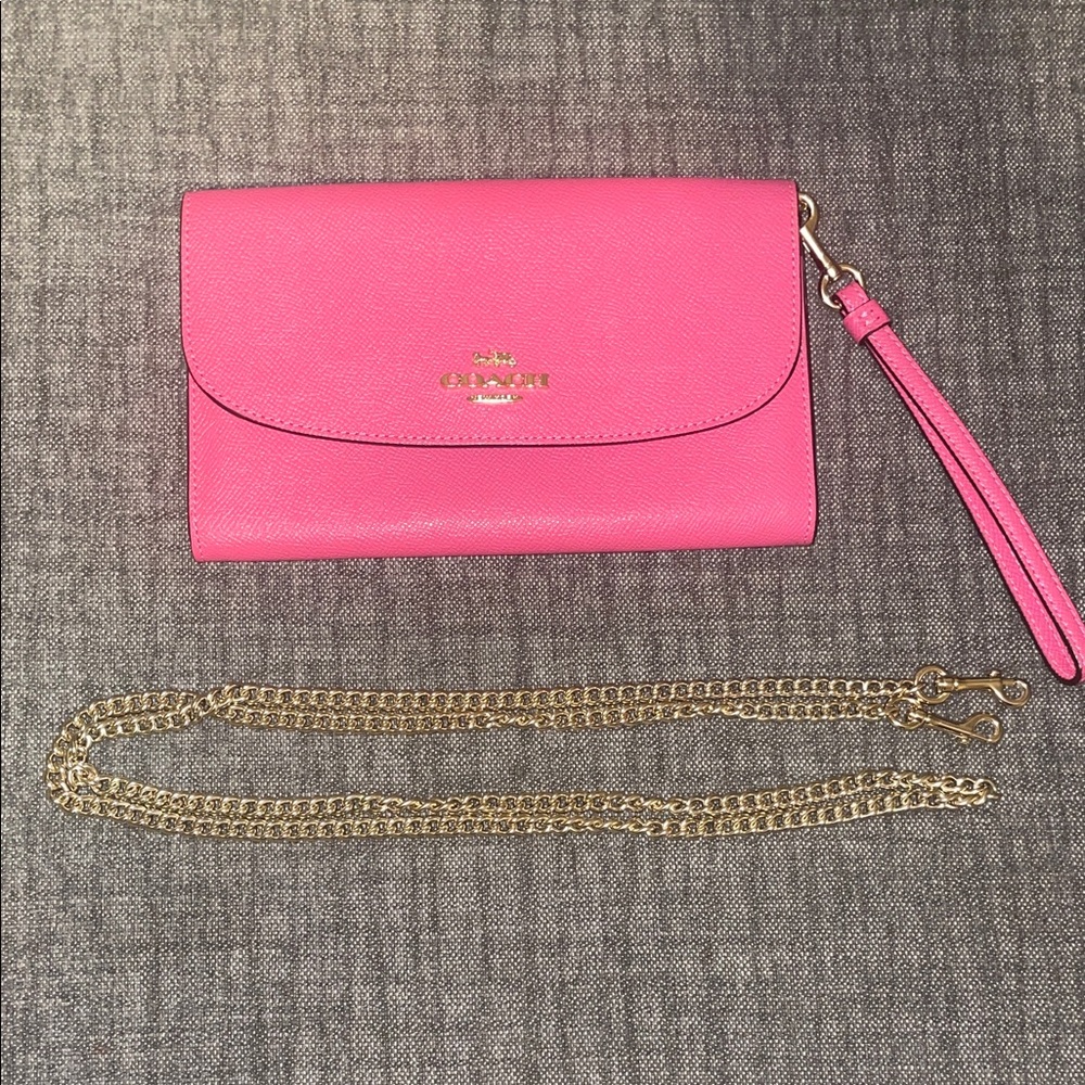 Coach Fuchsia Crossgrain Envelope Leather Crossbody/Wristlet